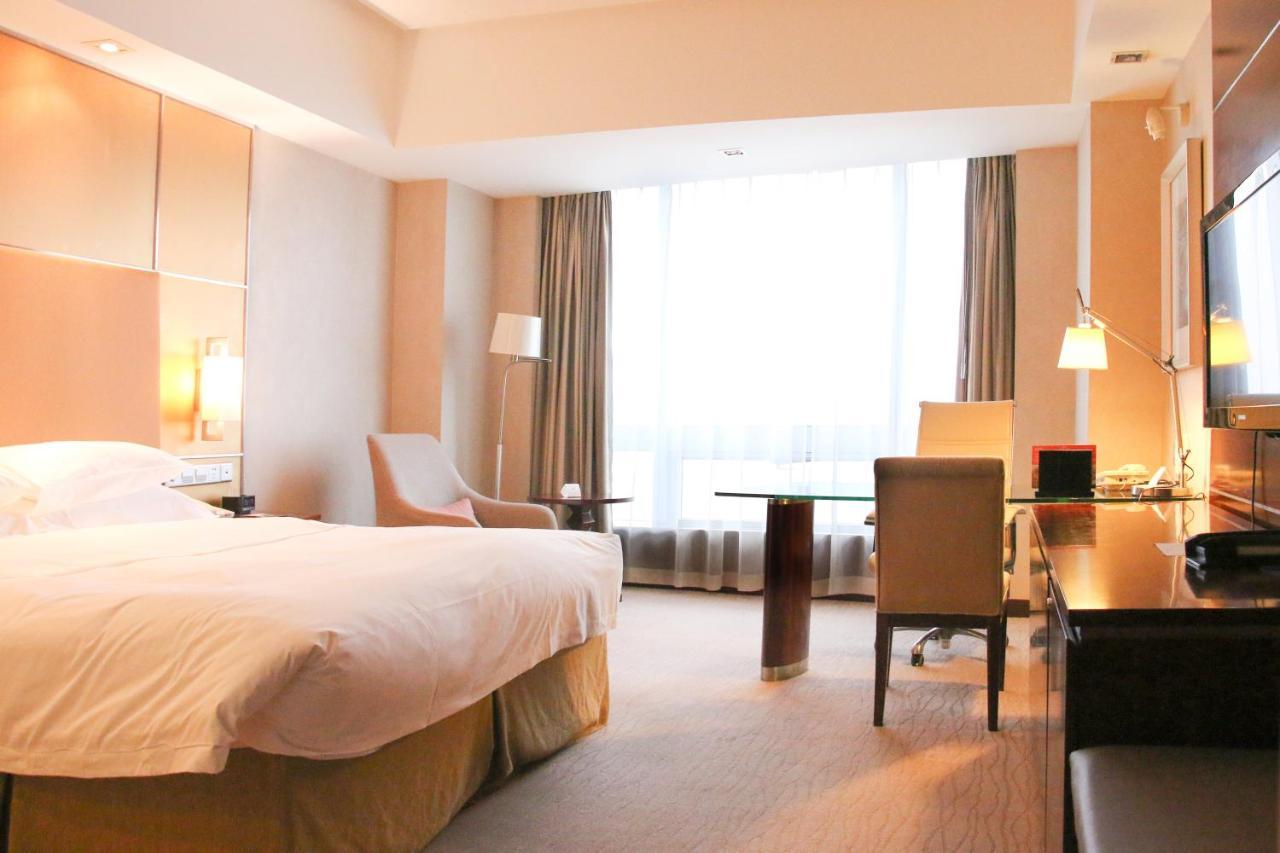 Crowne Plaza Yantai Sea View By Ihg Hotel Kültér fotó
