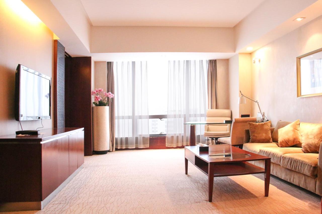 Crowne Plaza Yantai Sea View By Ihg Hotel Kültér fotó
