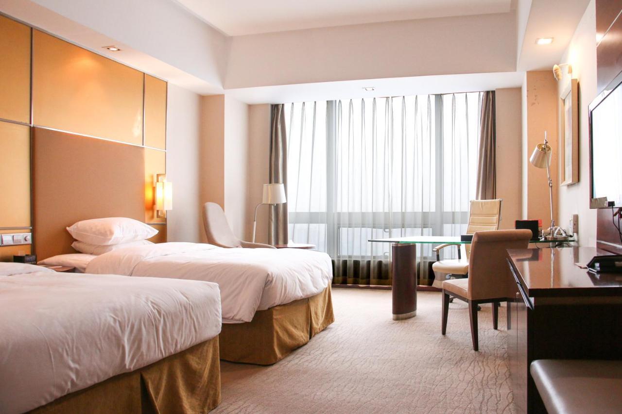 Crowne Plaza Yantai Sea View By Ihg Hotel Kültér fotó