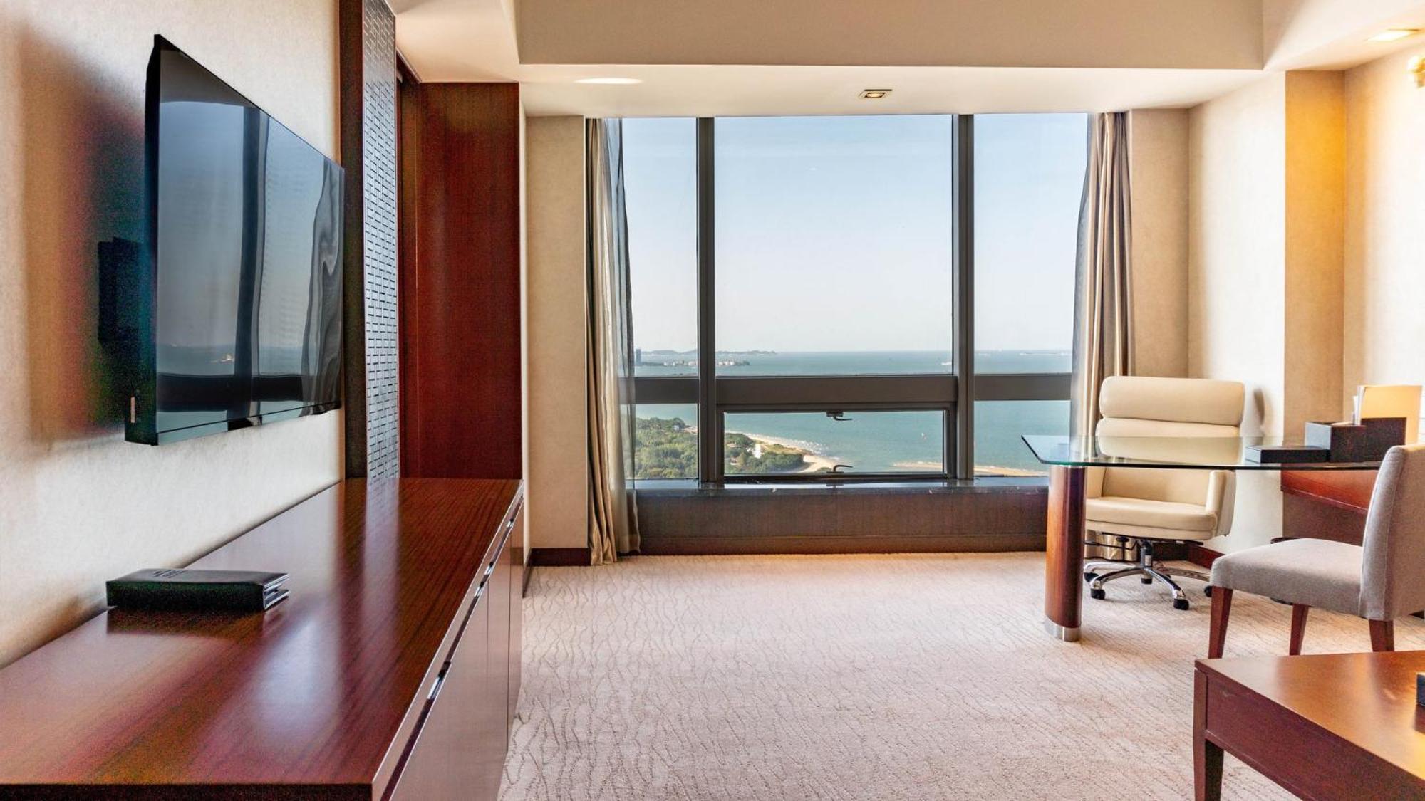 Crowne Plaza Yantai Sea View By Ihg Hotel Kültér fotó